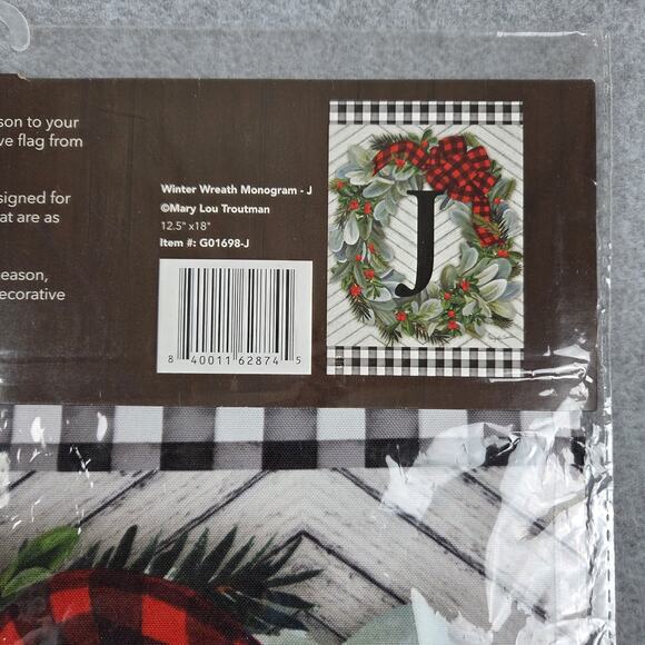 Briarwood Lane Winter Wreath Monogram Letter J Garden Flag NEW in Package - Picture 4 of 11